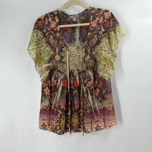 Live and Let live Boho floral babydoll top relaxed flutter sleeves lace detail